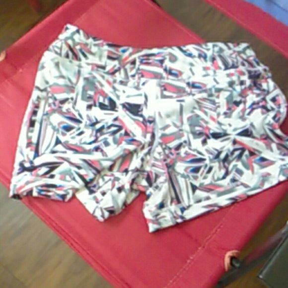 Shorts - Picture 1 of 3